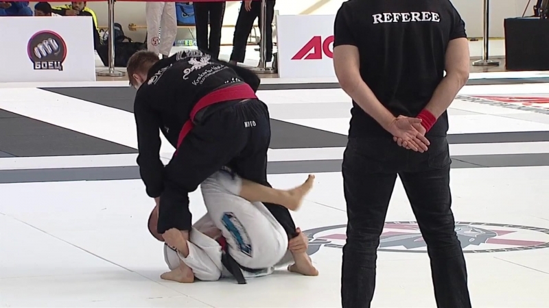 Maciej kozak vs jedzej loska abs bronze