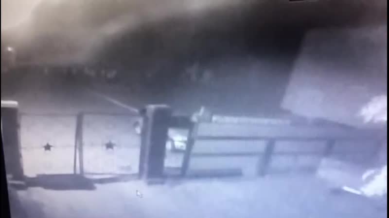 Алтайский край, угловский район, вот такой случай неизвестный человек насрал начальнику отдела полиции на капот