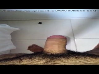 Brincando com o pau logo de manhã