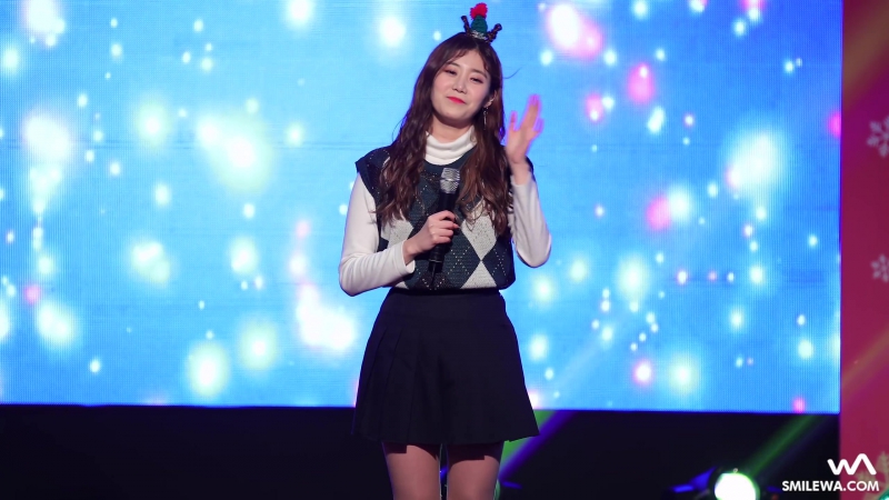 171224 굿데이 (good day) fly away 하은 4k 직캠 @신촌 크리스마스 축제 4k fancam by wa