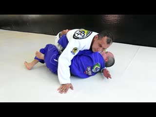 Júlio césar half guard pass