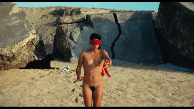 Ноэ абита (noée abita nude scenes in "ava" 2017)