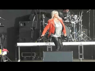 Samantha fox musicians introduction