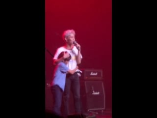 Here’s the moment when woosung brought out his little brother aj onstage, danced with him, and had him introduce himself to all