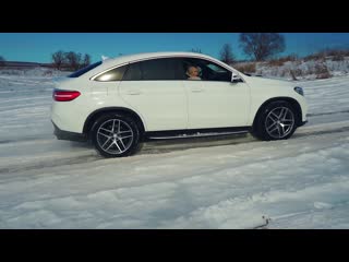 Такого никто не ожидал! что может mercedes g63 amg на лысой резине؟ это заставит вас сменить резину