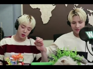 Wowson hands