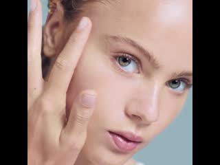 Hydra beauty camellia glow concentrate