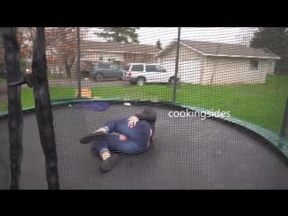 She tore her vulva while jumping on the trampoline