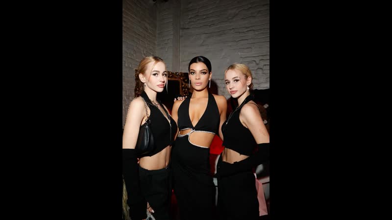 Сестры twixy twins на вечеринке в честь 27 летия леры изумруд