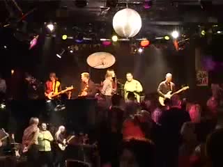 Compromise blue live in amigo