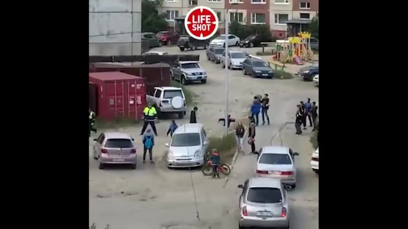 Магаданские молодые отбили друга у полиции