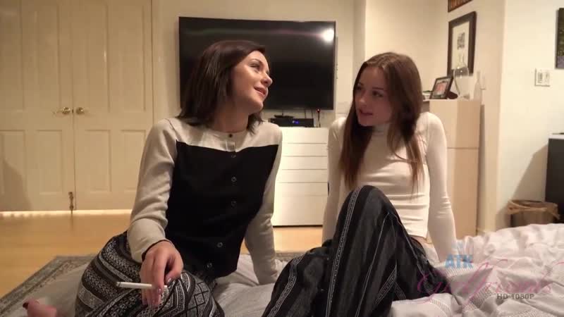 Danni rivers and rosalyn sphinx