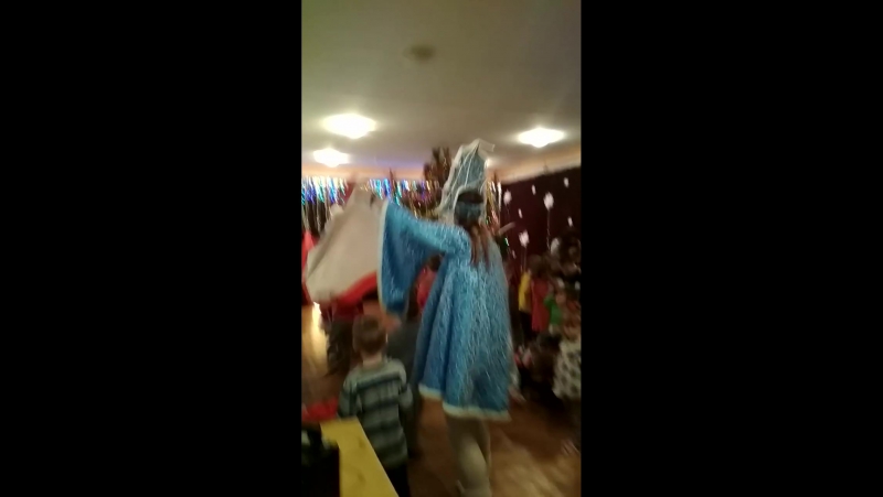 Новорічне свято р апостолово