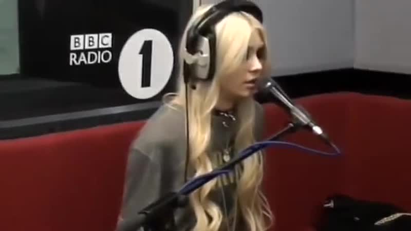 Джаст тунайт | taylor momsen