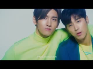 Changmin looked so ethereal in this clue, i never thought anyone could look good in fluorescent green