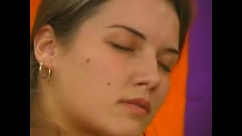 Молодые игры (порно с переводом) с молоденькими