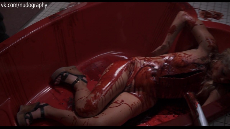 Грудь бетси ру (betsy rue) в фильме "мой молодые валентин 3d" (my porn valentine 3d, 2009, патрик люссье)