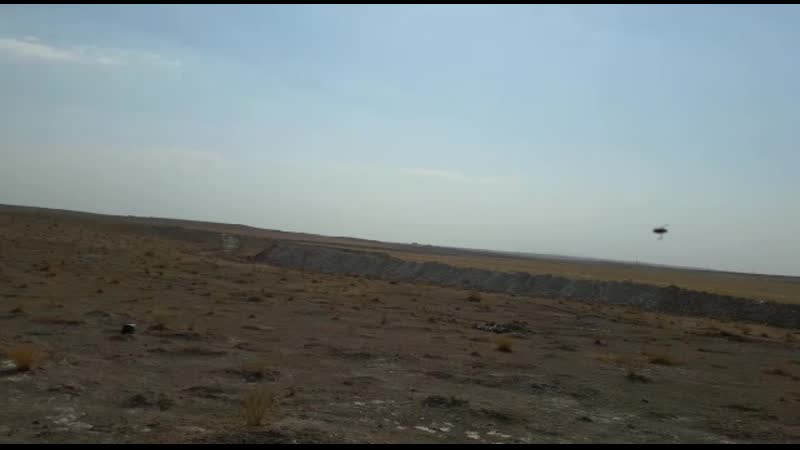 Видео из местных источников ополченцы рпк(сдф) роют оборонительные траншеи в окрестностях лагеря аль хуль в сельской местности