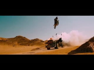 Трейлер безумный макс дорога ярости, 2015 16+ mad max fury road 4 фото профиля