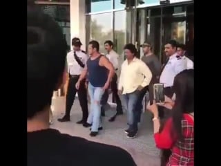 Салман возле отеля al ain rotana