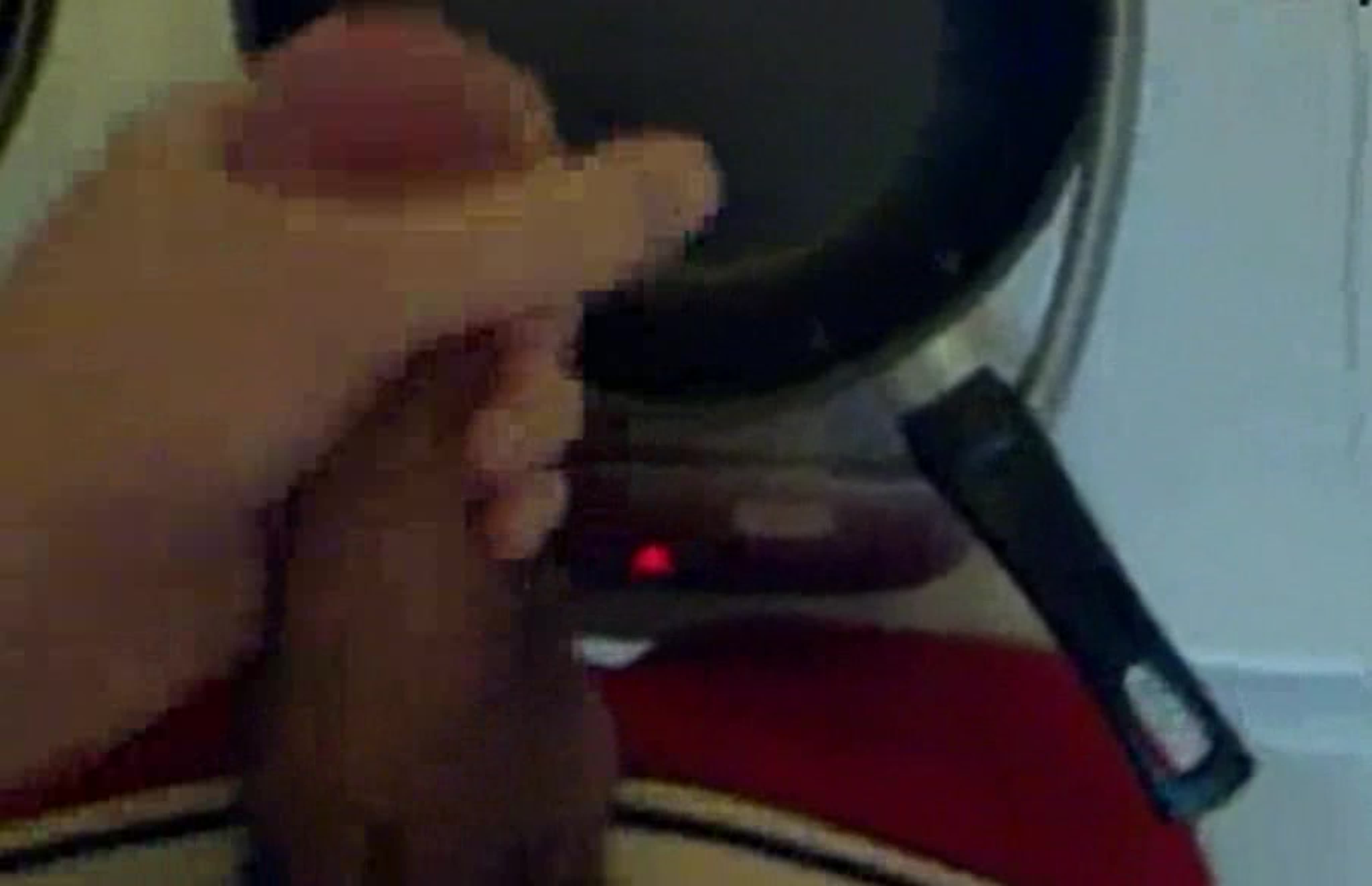 Олар мас қыздарды мазақ етеді