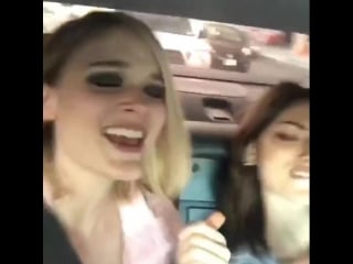 Фиби тонкин и белла хиткот