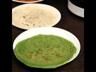 Масленица! невозможно не печь блины! 🥞 поэтому подготовили для вас короткое видео с рецептом блинчиков с начинкой из куриного ф