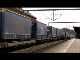 Db 185 335 4 med trailertog[1]4