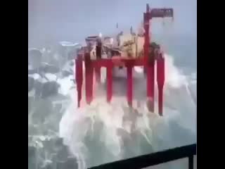 Work offshore they said it will be fun they said that looks insane! i want ( 480 x 480 ) mp4