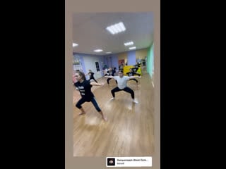 #studiodancemix диско разминка у старших красоток ❤️👩🏽