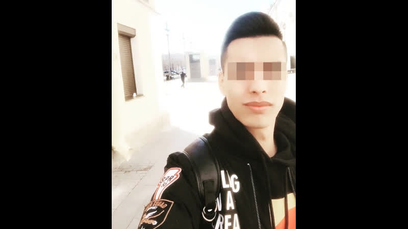 Жёсткий харассмент в питерском метро девушка заявила, что её преследует извращенец