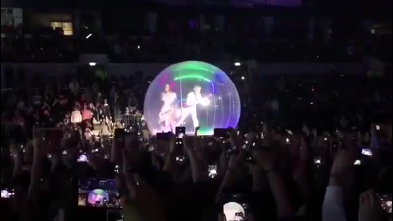 Тилль линдеманн защитился от коронавируса