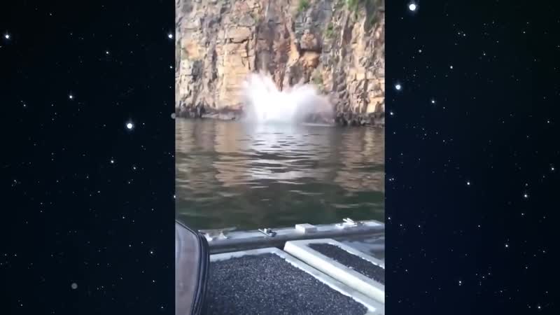 Неудачно приземлился с 50 метров