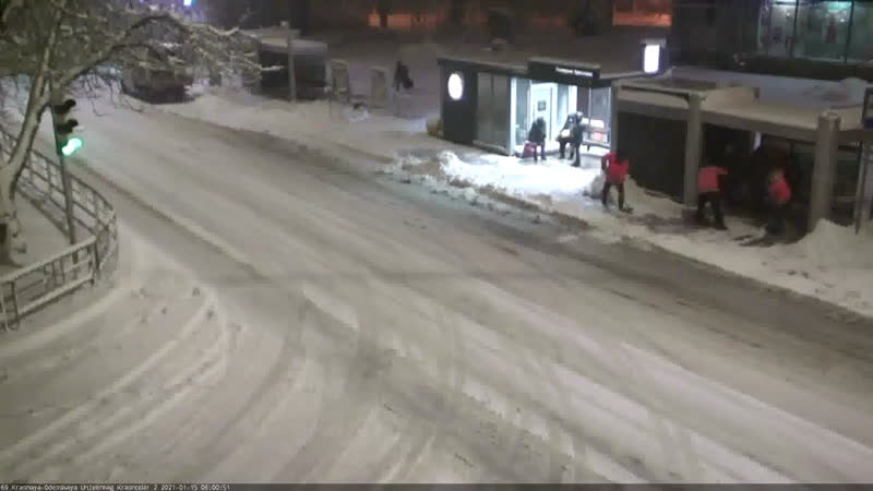 Коммунальщики работают