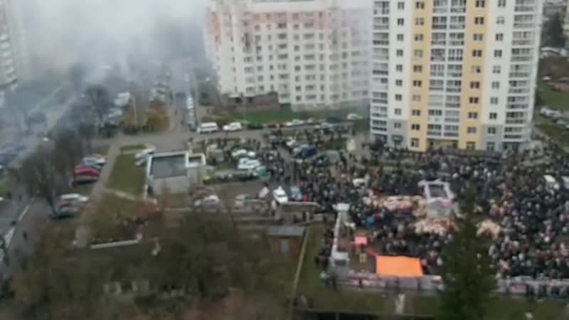 Лукашисты забросали людей гранатами на площади перемен в минске