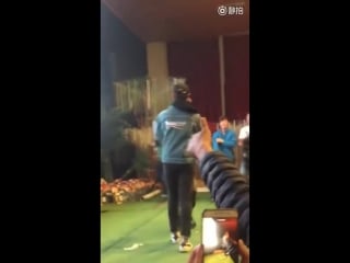 Yang yang side flip martial universe wrap party 171031