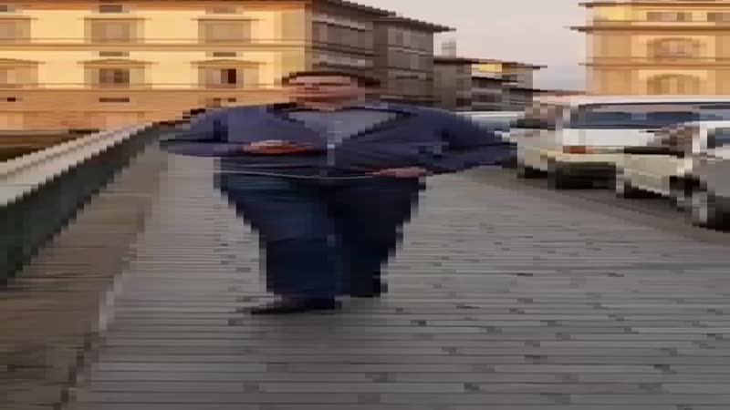 Маэстро понасенков блистает но всё время в кадре