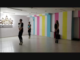 Goldencrowndance/strip/candy shop