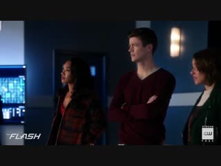 The flash memorabilia scene the cw