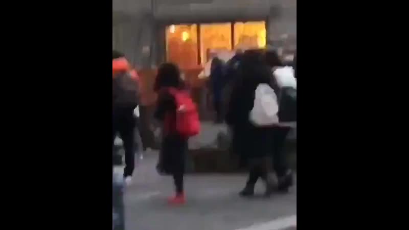 В берлине транссексуал столкнулся с жестокой