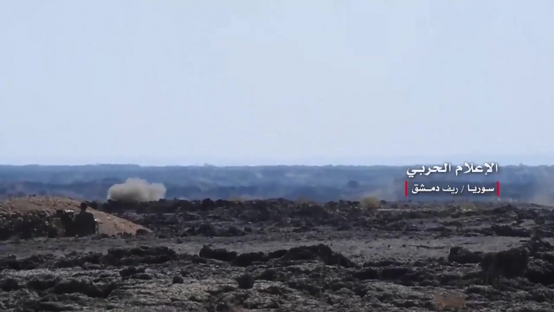 Сирия 25 09 2018
    подразделения саа ведут бои с боевиками иг в районе аль сафа