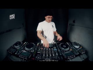 James hype | 4 decks in the mix [record]