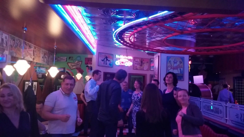 Speed dating r gorod ru beverly hills diner