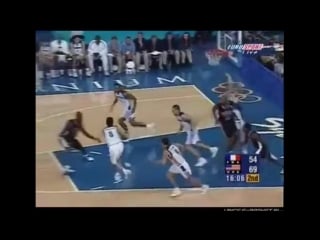 Vince carter dunk over weis