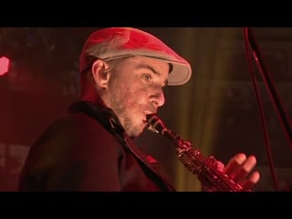 Steve hackett dance on a vulcano = genesis revisited live at the royal albert hall