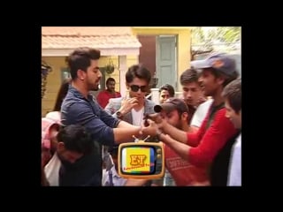 Exclusive avneil to celebrate their 400 episodes completion by cake cutting naamkarann (1)