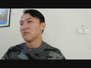 Зуха и тоха(ведущие за кулисами) закадровые 4