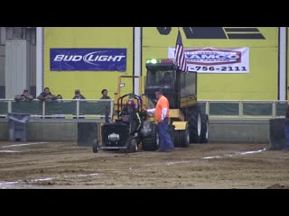 Mini rod tractors at the dome 2015