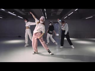 Saweetie best friend (feat doja cat) / learner's class