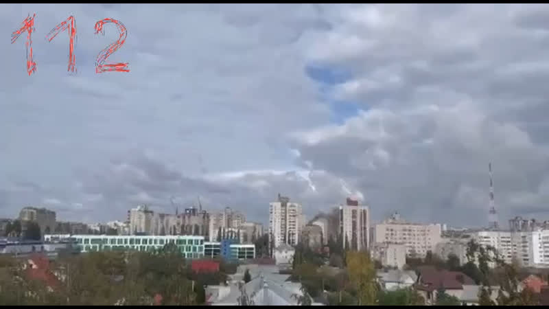В белогороде обломки сбитой ракеты упали на многоэтажку